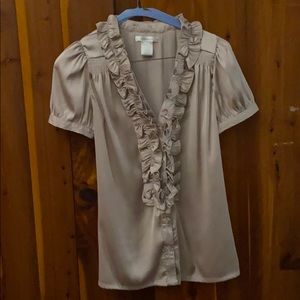 mauve short sleeve ruffle blouse